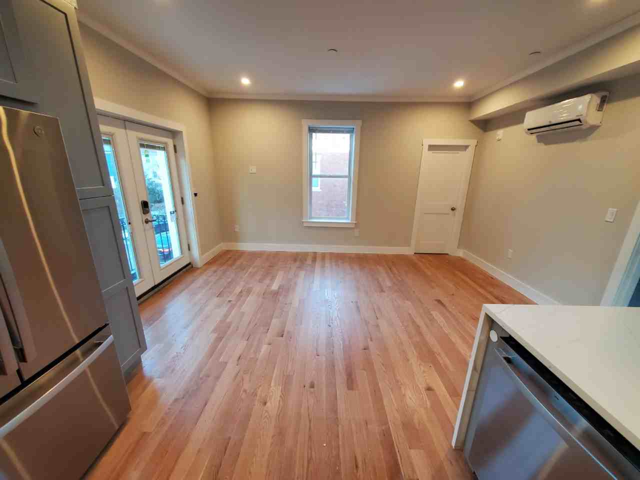 21 Wallingford Rd #3 - Photo 7 of 38