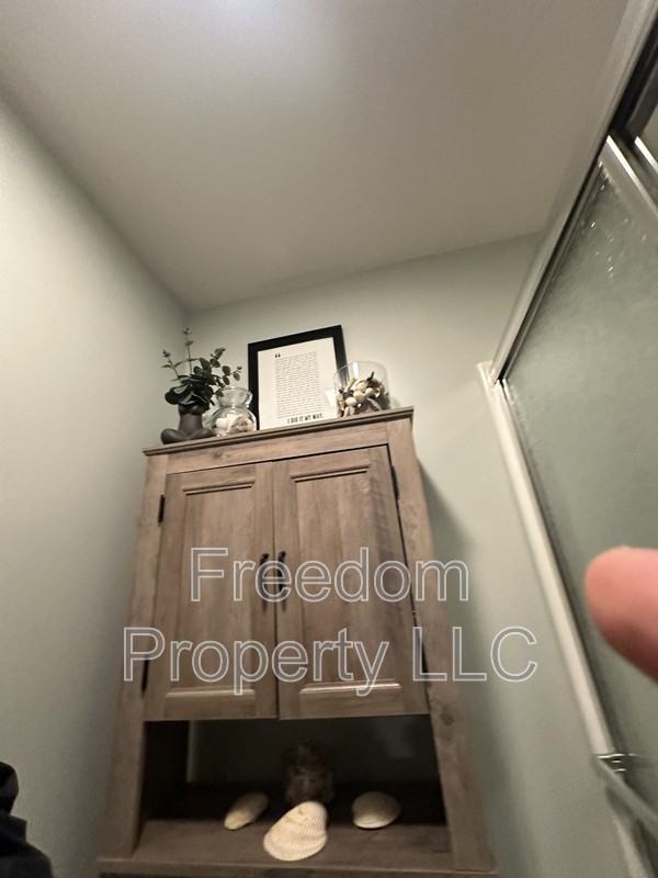 12 Liberty St #F - Photo 2 of 9