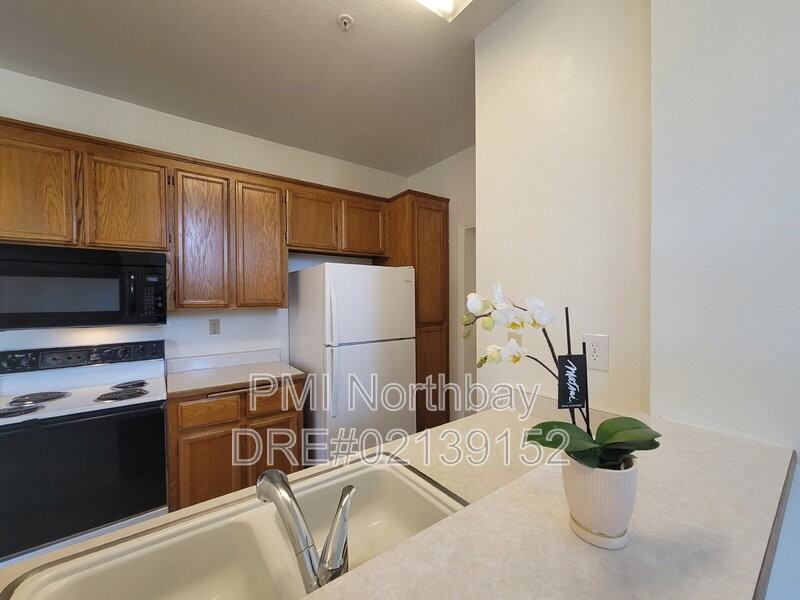 68 Manchester Dr - Photo 5 of 20