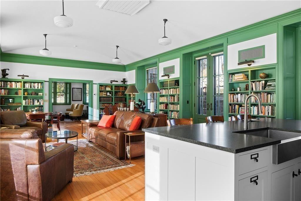 238 Highland Rd - Photo 2 of 36