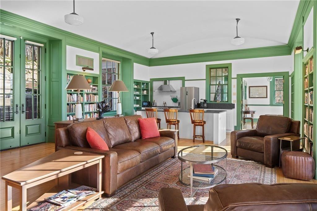 238 Highland Rd - Photo 3 of 36