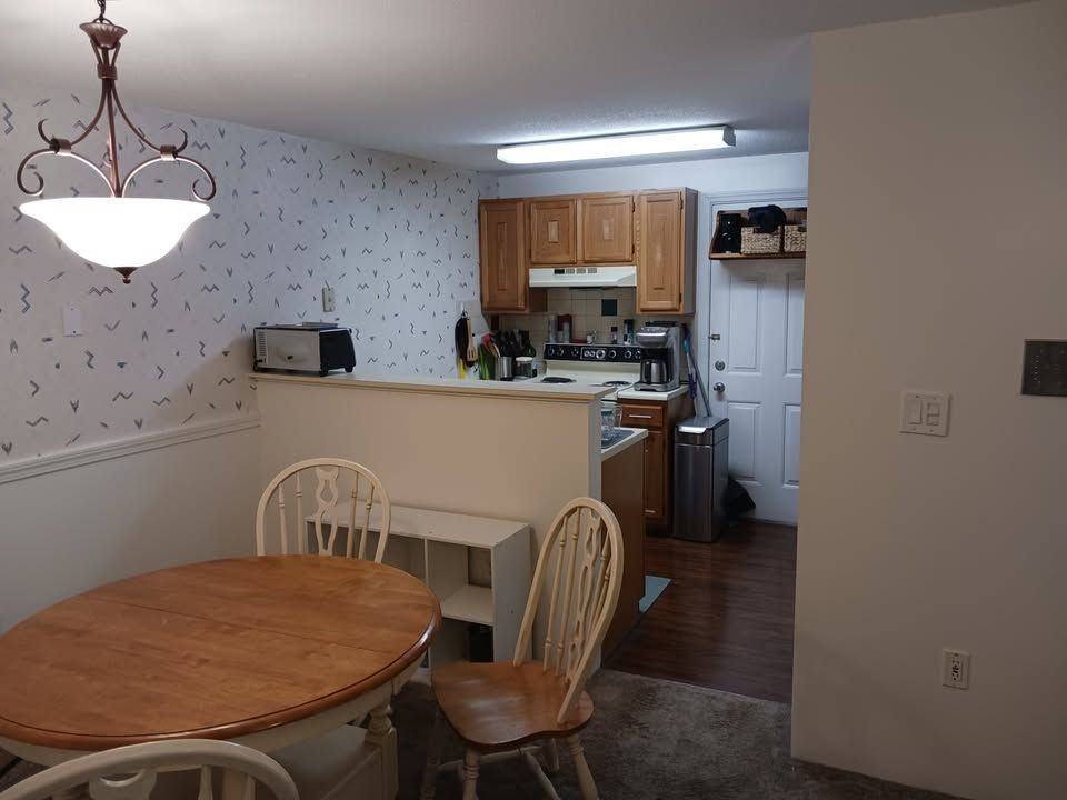 10 Squire Ct - Photo 4 of 14