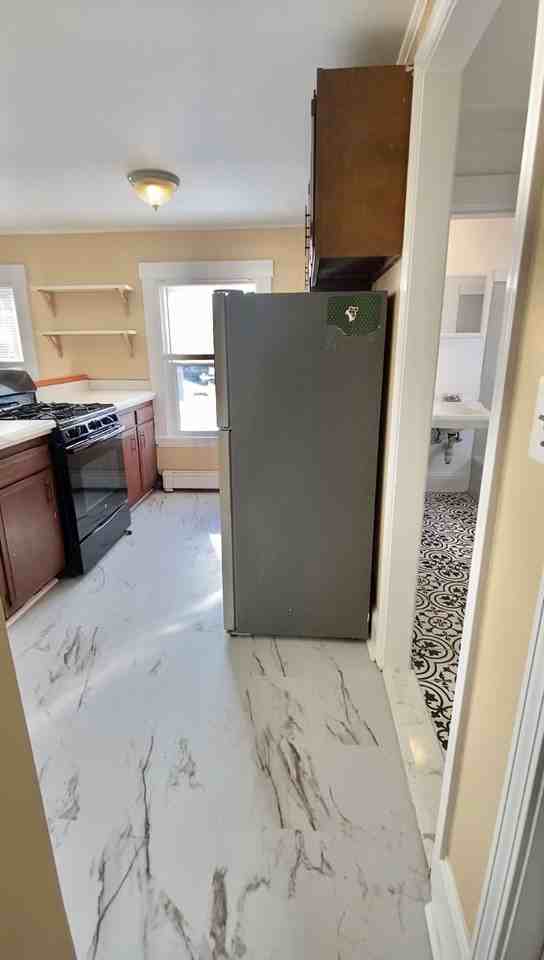 33 Chandler St #2 - Photo 2 of 8