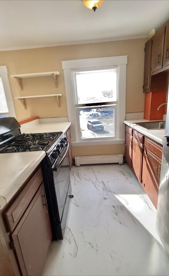 33 Chandler St #2 - Photo 3 of 8