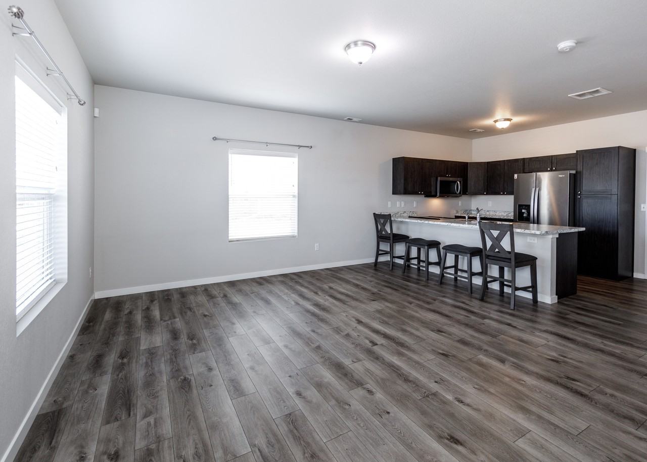 4649 Pleasant Port Vw #NONE - Photo 5 of 38