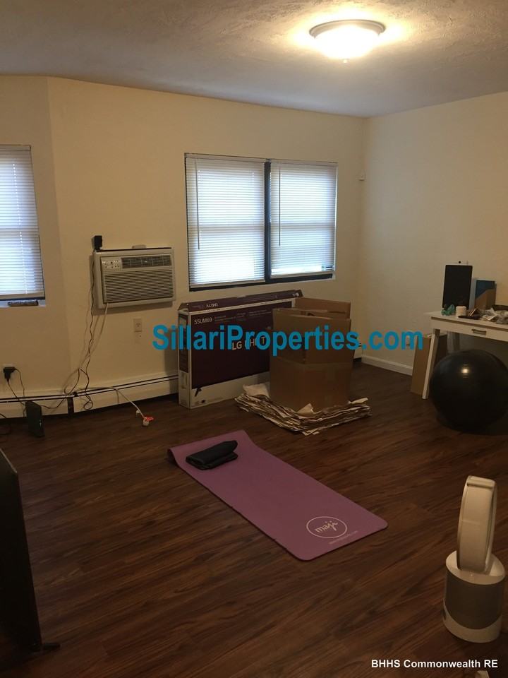 111 Walnut St #33 - Photo 3 of 6