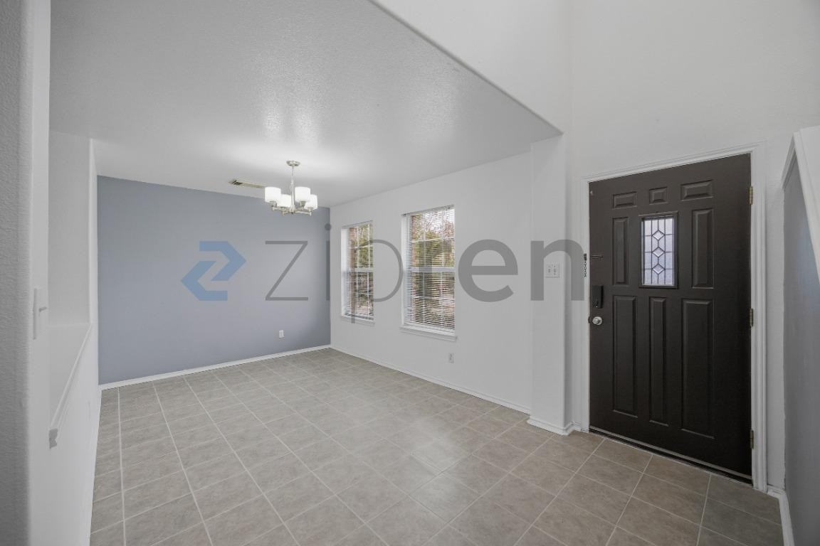 4123 Knollbluff - Photo 7 of 39