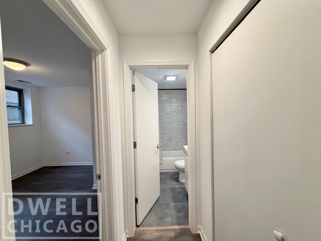 940 W Winona St #309 - Photo 5 of 12