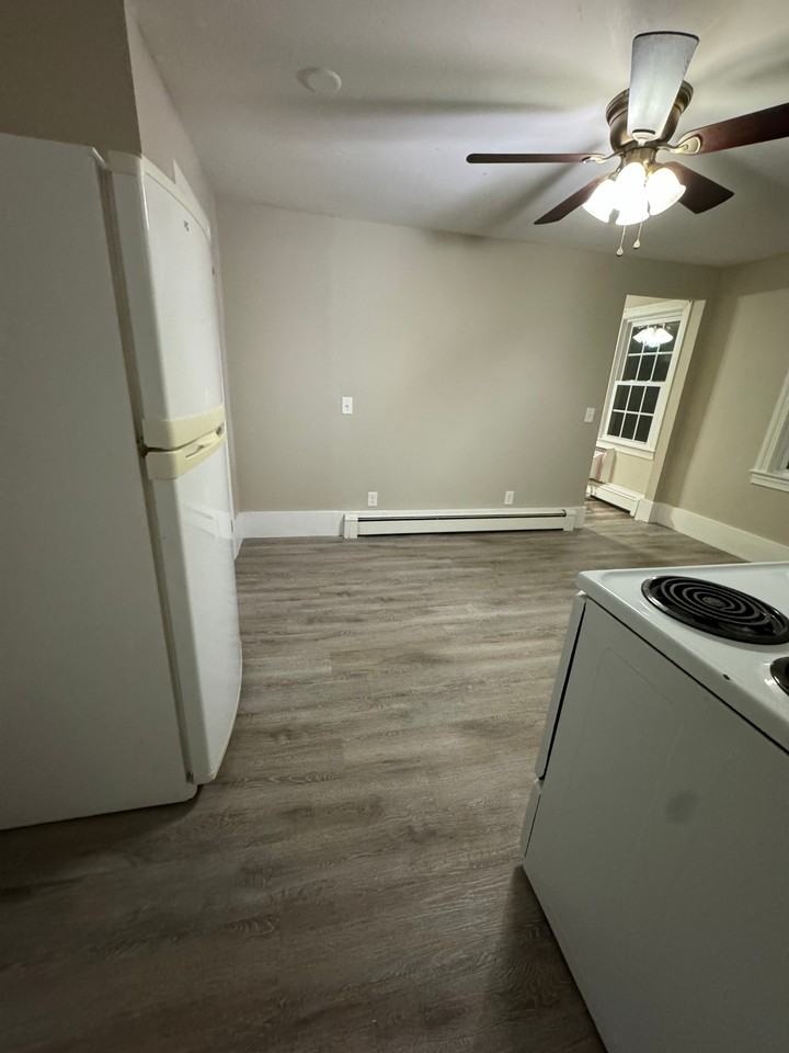 388 Merrimack St #2 - Photo 3 of 11