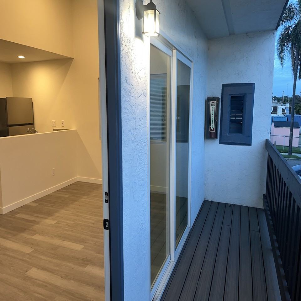 1875 Julian AvenueApt 3 #3 - Photo 7 of 8