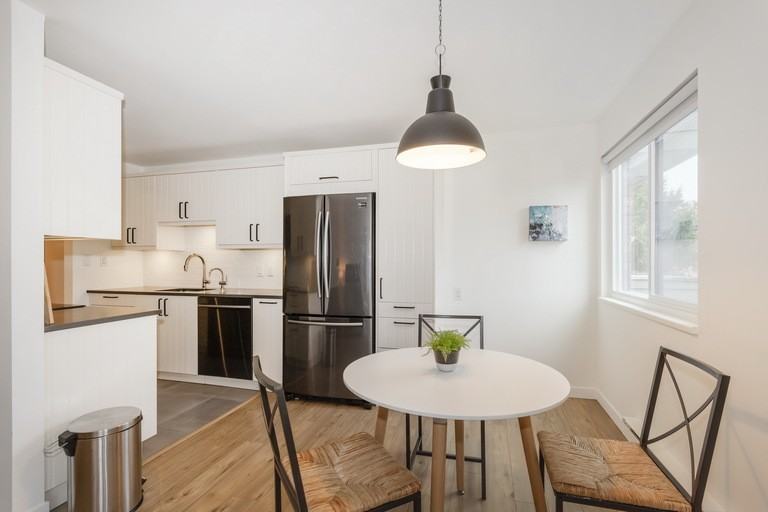 642 7th Ave E #D6 - Photo 6 of 22