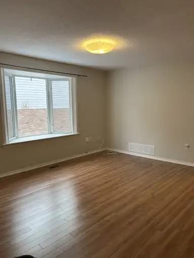 991 Springfield Dr #1 - Photo 5 of 9