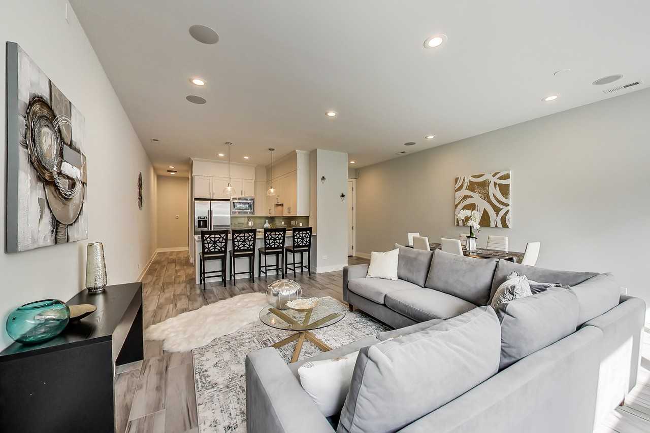 1154 W Ohio St #101 - Photo 4 of 27