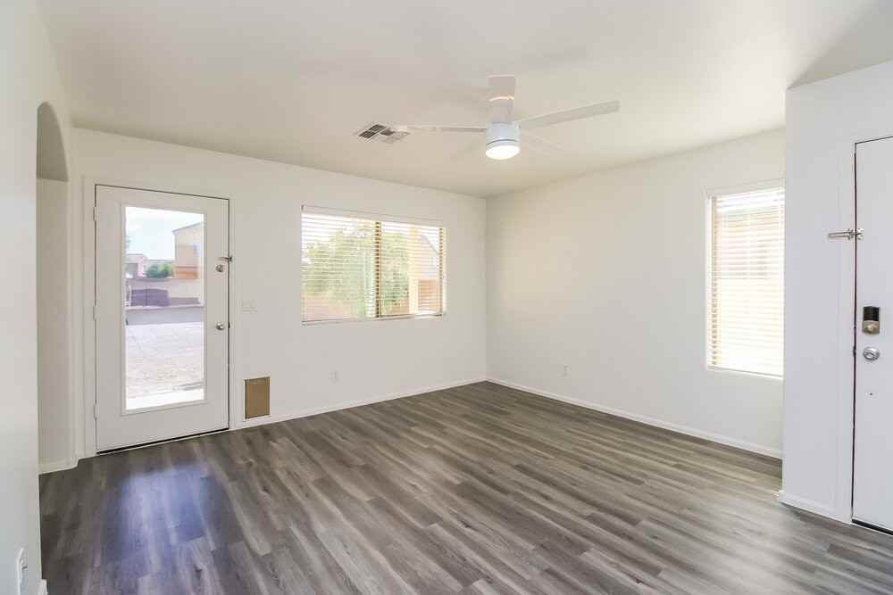 1459 E Shari St - Photo 3 of 16