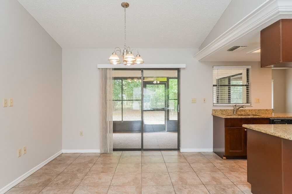 5206 Hope Ln - Photo 7 of 16