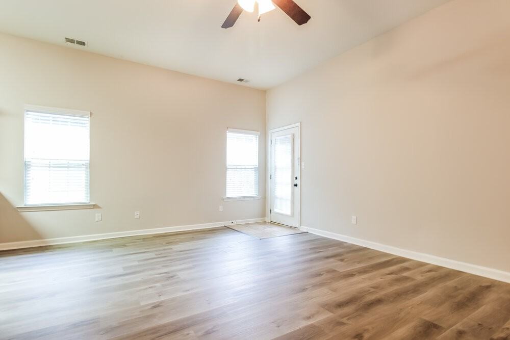 9042 Billy Pat Dr - Photo 6 of 17