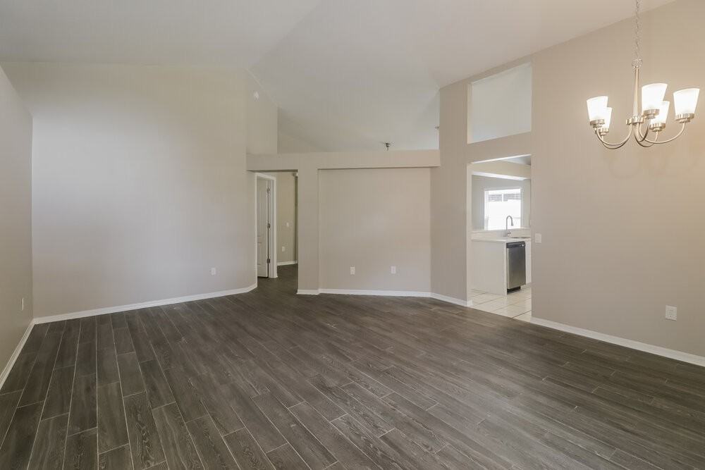 29429 Birds Eye Dr - Photo 4 of 16