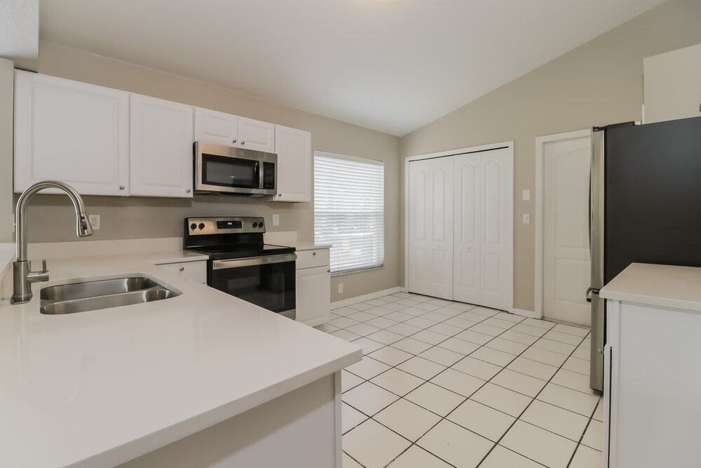 29429 Birds Eye Dr - Photo 7 of 16