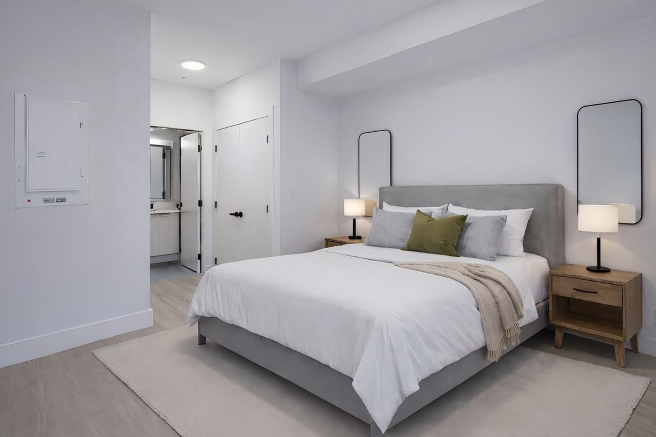 Chroma - Photo 5 of 33