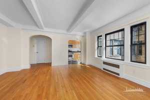featured image of 95 Christopher St #4I
