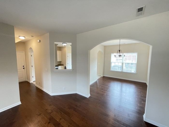 203 Laurelwood Dr - Photo 6 of 24