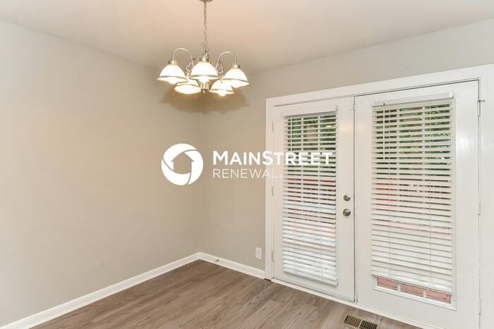 2882 Green Trail Dr - Photo 6 of 17