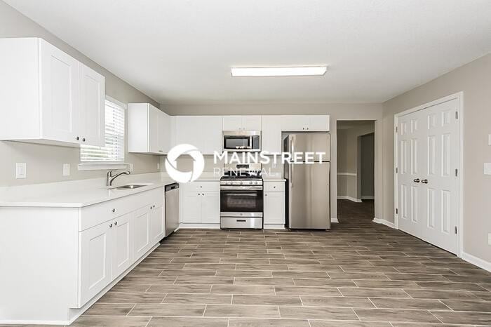 402 Grier Dr - Photo 7 of 17