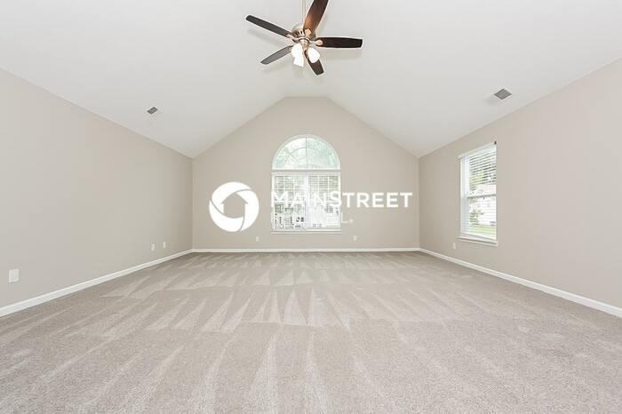 402 Grier Dr - Photo 7 of 17