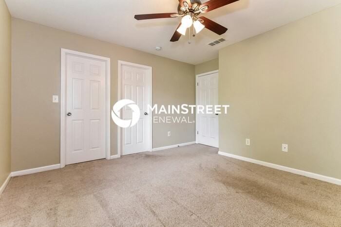 1942 Mare Ave - Photo 7 of 16