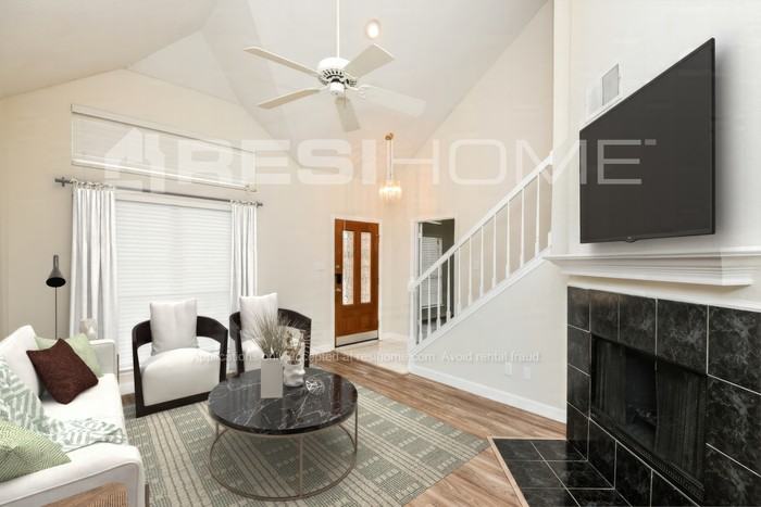 1744 Creekbend Dr - Photo 6 of 18