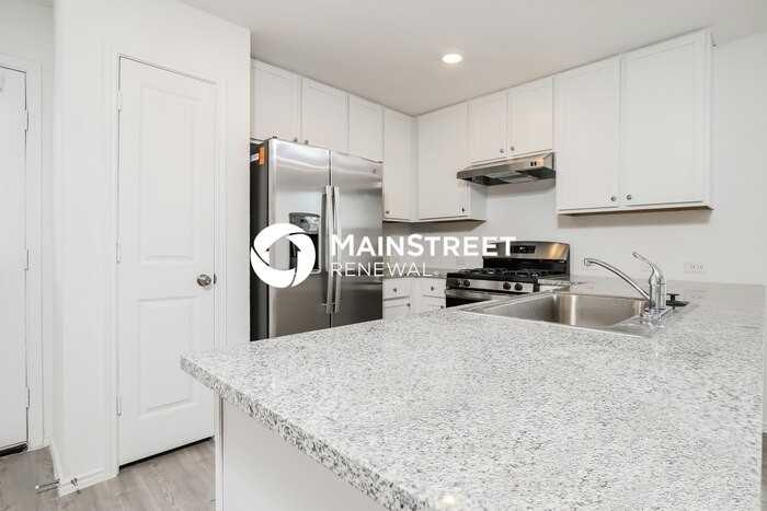 2911 Charpak Dr - Photo 6 of 18