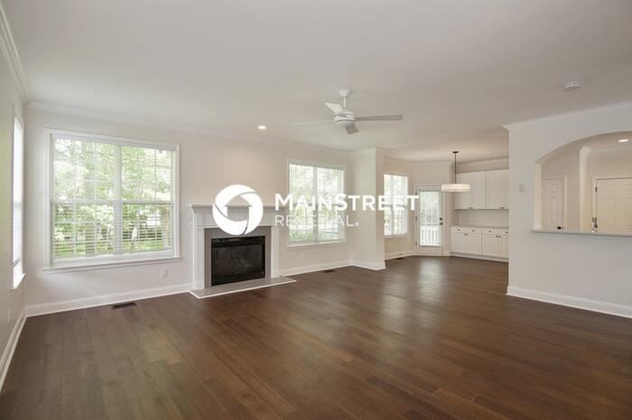 2825 Chip Shot Dr - Photo 5 of 20