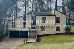 3932 Fairington Dr - Photo 1 of 1