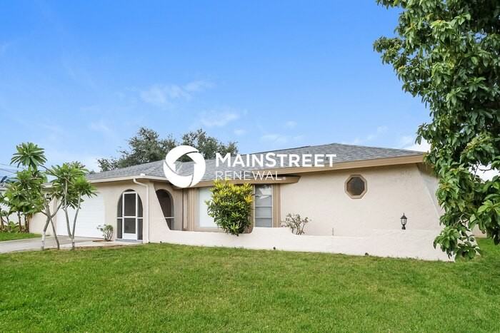 1803 Se 15th St - Photo 2 of 16