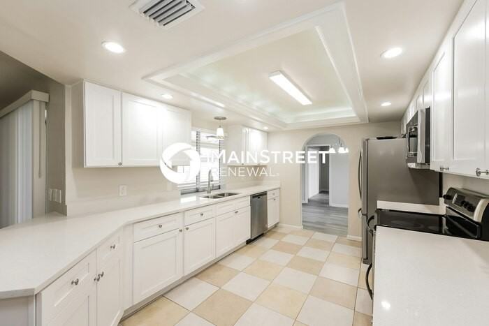 1803 Se 15th St - Photo 6 of 16