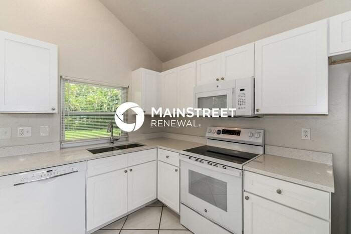 517 Sw 25th Ln - Photo 7 of 16