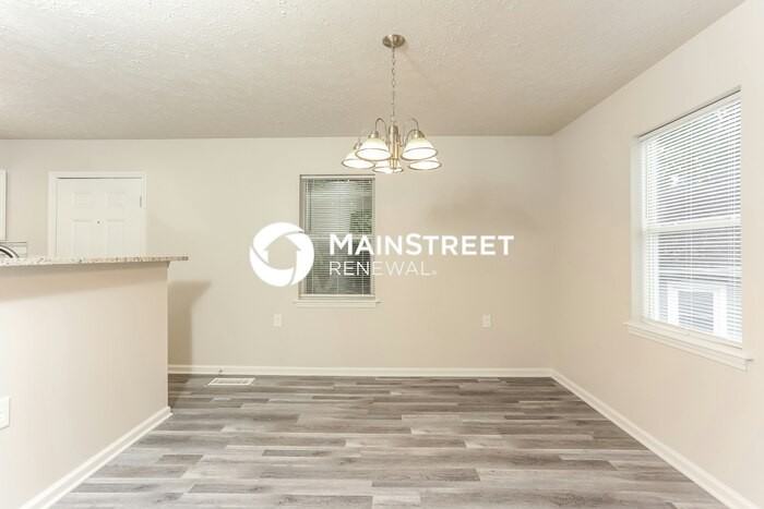 167 Alyson Ct Se - Photo 4 of 16