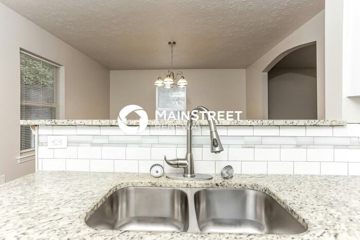 167 Alyson Ct Se - Photo 6 of 16