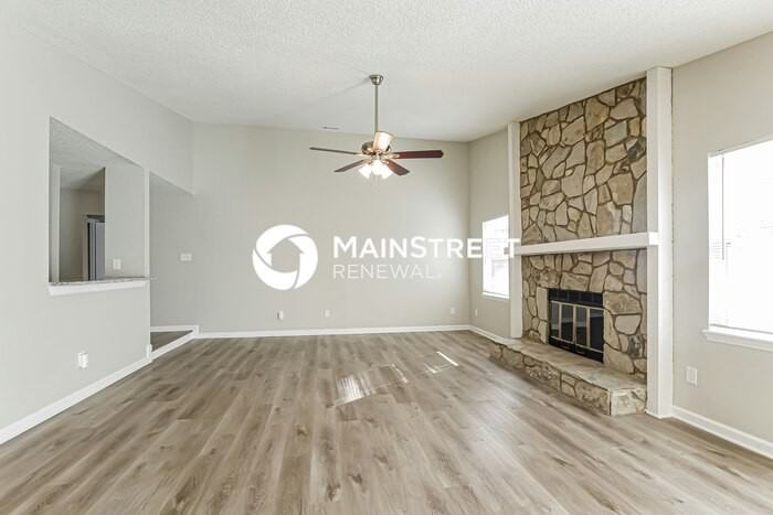 7533 Lawyers Station Dr - Photo 3 of 16