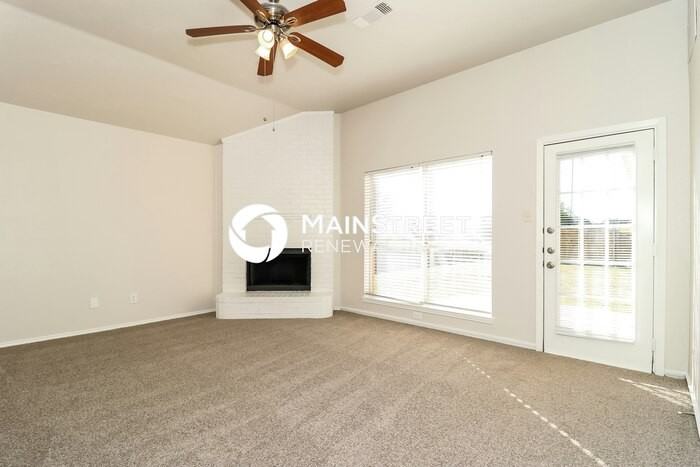 408 Sugar Mill Rd - Photo 6 of 17