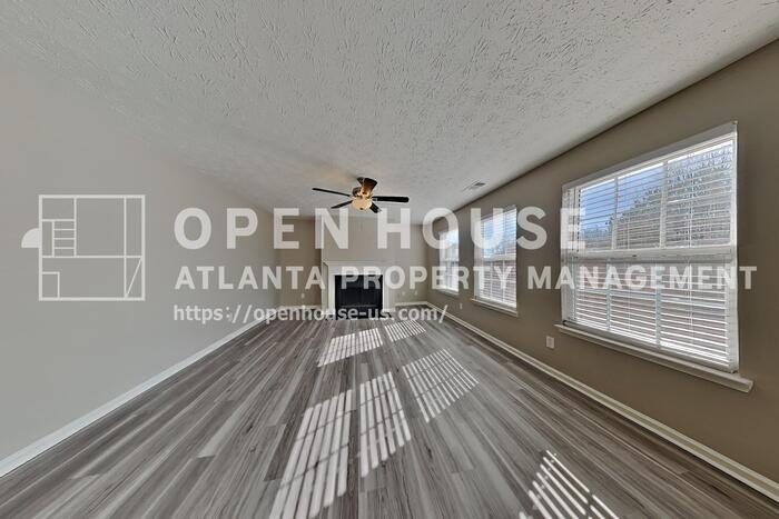 1273 Royal Ives Ct - Photo 4 of 28