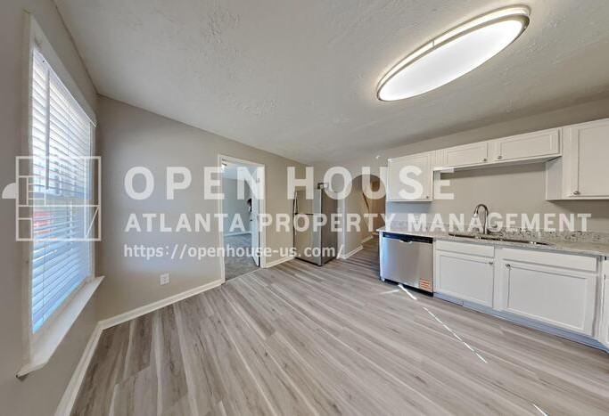 1273 Royal Ives Ct - Photo 7 of 28