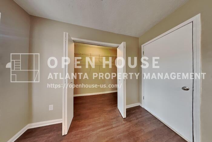 2760 Blarney Way - Photo 7 of 20