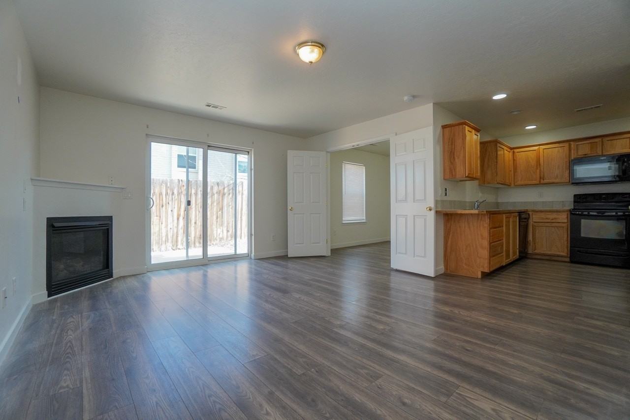 1278 North East 2 1/2 Street - Photo 6 of 29