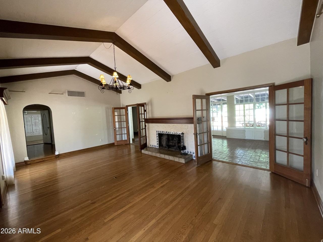 2021 N Alvarado Rd - Photo 4 of 34