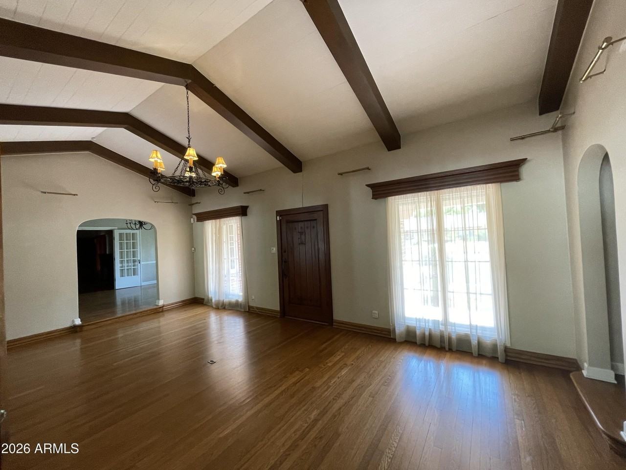 2021 N Alvarado Rd - Photo 5 of 34