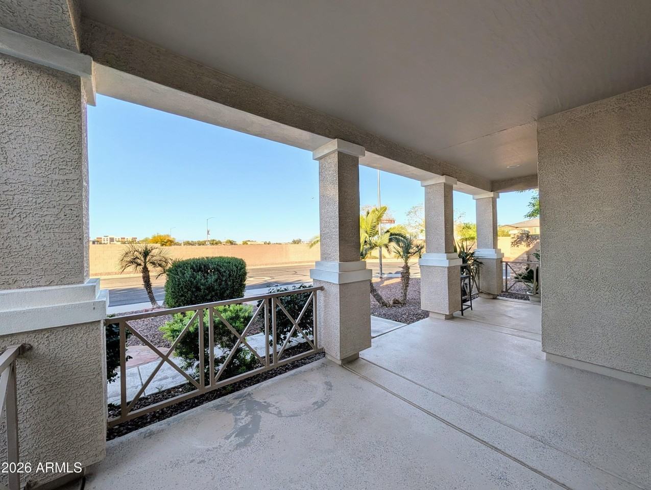 14309 W Caribbean Ln - Photo 4 of 50