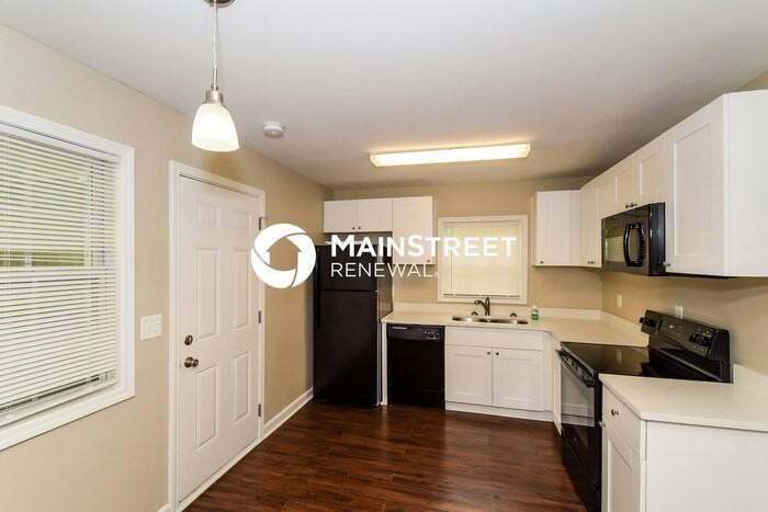 1328 Orlando Cir Ne - Photo 6 of 16