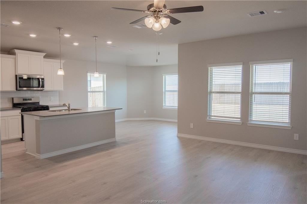 6117 Eldora Dr - Photo 3 of 28