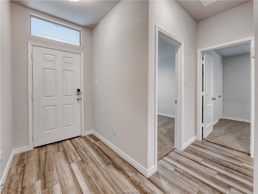 6130 Darlington Ave - Photo 4 of 19